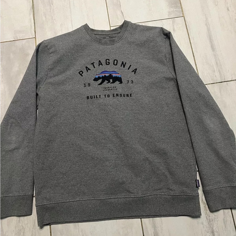 Patagonia Sweatshirt Mens Medium Gray Long Sleeve Bear Logo Uprisal Crew Neck